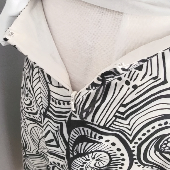 White House Black Market Skirt. - Picture 3 of 8